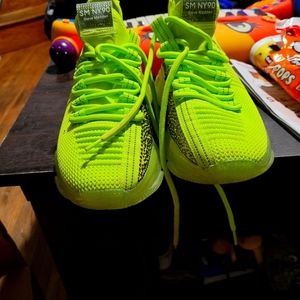 Steve Madden  sneakers and fanny pack